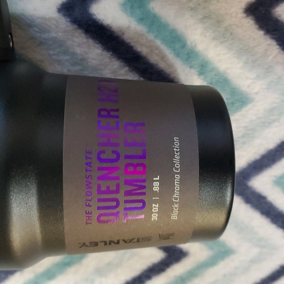 Stanley Black Chroma 30oz NWT - Picture 2 of 5